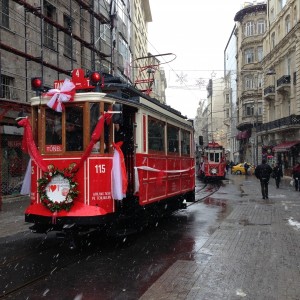 Nostaljik tramvayda ilginç evlenme teklifi